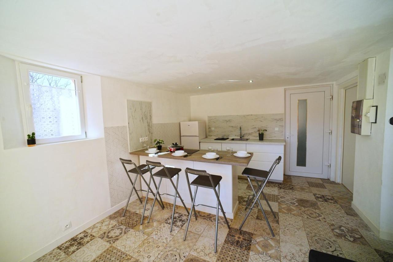 Les Quatre Chenes Apartment Bauduen Exterior photo