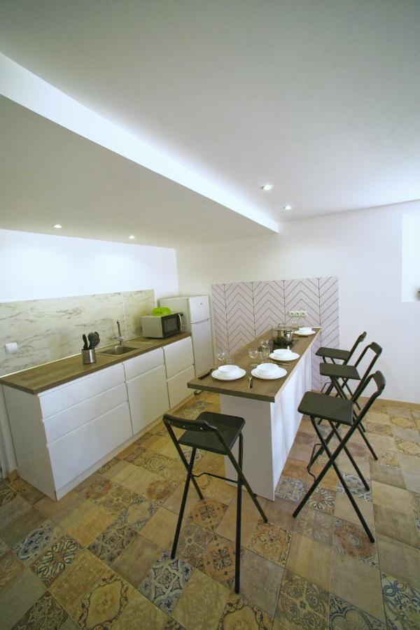 Les Quatre Chenes Apartment Bauduen Exterior photo
